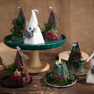Aroma Home Custom Christmas Tree Candles ดีไซน์ใหม่ 140g 23 Hours Burning Time