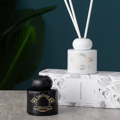 OEM ODM Literature Black White Bottle Fragrance Reed Diffuser ฉลากส่วนตัวอินทรีย์