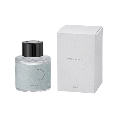 Fragrance Unique Sense Car Aromatherapy Essential Oil Fire Free พร้อมแผ่นกันลื่น