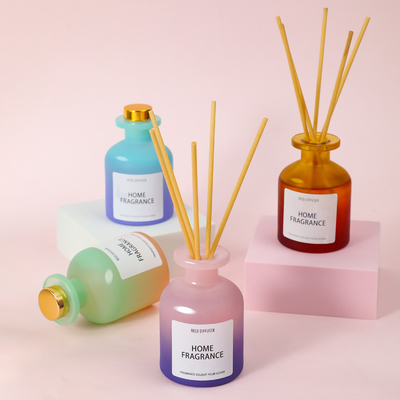 หวายระเหยอโรมาเธอราพีในร่มเพื่อสุขภาพ Reed Diffuser ไฟฟรี