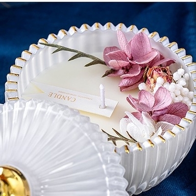 พืชผสมขี้ผึ้ง Immortalized Flower Golden Cup Custom เทียนหอมอโรมาแฮนด์เมด