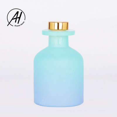 ชุดของขวัญคุณภาพสูง 100ml Natrral Luxury Gradient Home Fragrance Reed Diffuser Essential Oil