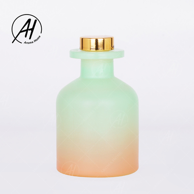 ชุดของขวัญคุณภาพสูง 100ml Natrral Luxury Gradient Home Fragrance Reed Diffuser Essential Oil