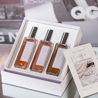 ODM ฉลากส่วนตัวน้ำมันหอมระเหยน้ำมันหอมระเหยห้องสเปรย์ 30ml พร้อมฝาเศษไม้