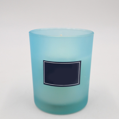 เทียนหอม Capri Blue Soy ที่เป็นมิตรกับสิ่งแวดล้อมในกลิ่นลาเวนเดอร์โรสแมรี่