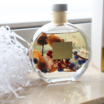 Aroma Reed Diffuser 100ml ชุดของขวัญสุดหรูพร้อมดอกไม้แห้งสีน้ำตาล
