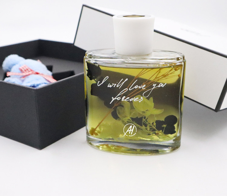 Aroma Reed Diffuser ขวดเหลี่ยมขนาด 180 มล. ชุดของขวัญสุดหรูพร้อมกล่องสีขาว