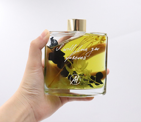 Aroma Reed Diffuser ขวดเหลี่ยมขนาด 180 มล. ชุดของขวัญสุดหรูพร้อมกล่องสีขาว